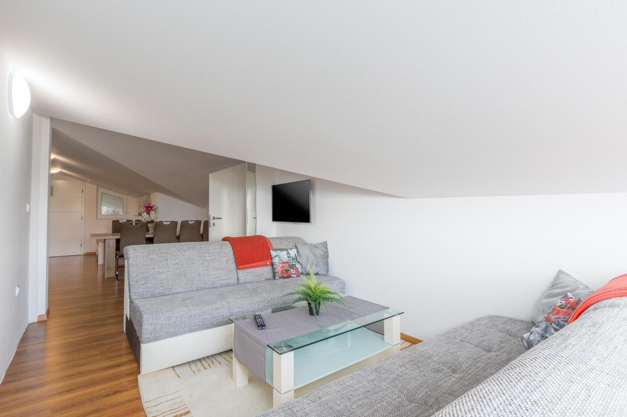 Apartments Adriana Pula Pokoj fotografie